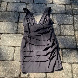 NIKIBIKI BLACK RUSCHED BODYCOM DRESS,, SIZE MEDIUM